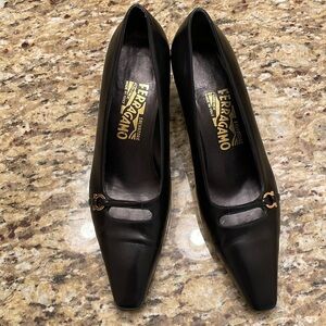 Salvatore Ferragamo Size 8B Black dress pumps 2” heels in Excellent condition